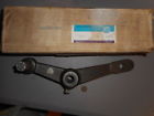 697068 General Motors Vintage Nos Unused Gmc Motorhome Steering Relay Arm