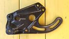 C5sa-3d516-b Power Steering Pump Idler Bracket Thunderbird Oem