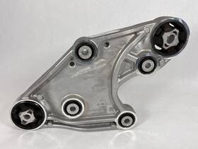 1135845-00-c Tesla 2016-2020 Model X Mx Front Right Raven Drive Unit Bushing Carrier Assembly