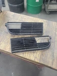 Corvette Orig 73-74 Front Park Light Outer Metal Grille Lh Rh Gm # 331835 331836. Fixed Price $199.99.