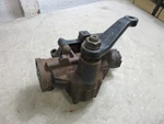 1987-1995 Jeep Wrangler Yj Oem Power Steering Gear Box W/ Bracket 5691676. Fixed Price $149.95.