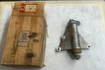 11H 833 Austin A55, A60, Morris Oxford V, Vi Steering Idler Gear. Fixed Price $96.72.