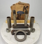 57-72 Ford F800 F1000 T750 T950 Ht Truck Front Leaf Spring Shackle Kit B7TZ-5304. Fixed Price $24.95.